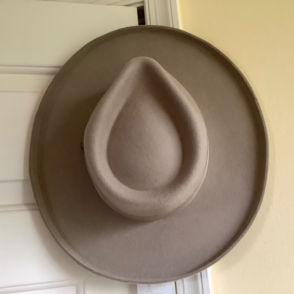 Brixton Victoria Wool Felt Fedora Sand SZ S main image 15